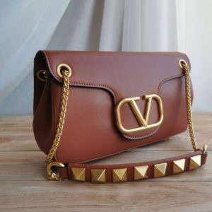 Сумка Valentino Garavani Stud Sign