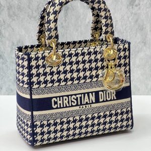 Сумка Dior Lady D-Lite