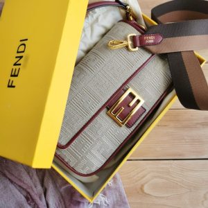 Сумка Fendi Baguette