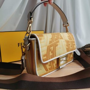 Сумка Fendi Baguette