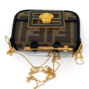 Клатч коллаборация Fendi и Versace