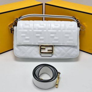 Сумка Fendi Baguette