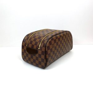 Косметичка Louis Vuitton Dopp Kit