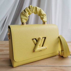 Сумка Louis Vuitton TWIST MM