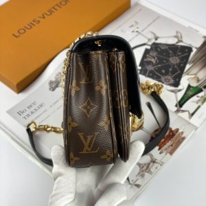 Сумка Louis Vuitton Marceau