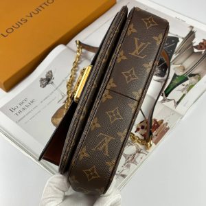 Сумка Louis Vuitton Marceau