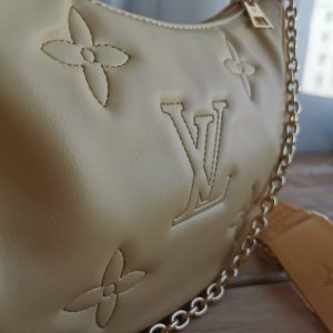 Сумка Louis Vuitton Over the Moon