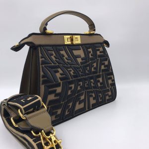 Сумка Fendi Peekaboo