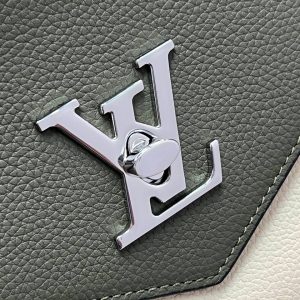 Сумка Louis Vuitton Mylockme BB