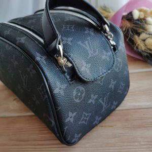 Косметичка Louis Vuitton