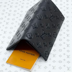 Кошелек Louis Vuitton Brazza