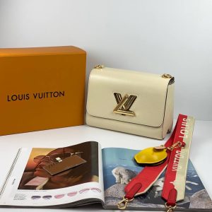 Сумка Louis Vuitton Twist