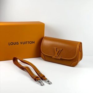 Сумка Louis Vuitton Buci