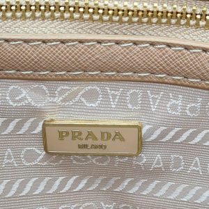 Сумка Prada