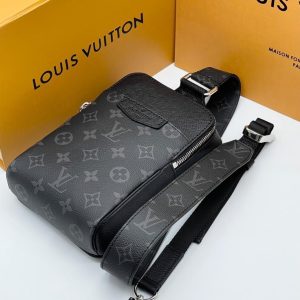 Сумка Louis Vuitton Outdoor