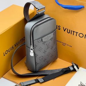 Сумка Louis Vuitton Outdoor