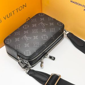 Сумка Louis Vuitton Alpha