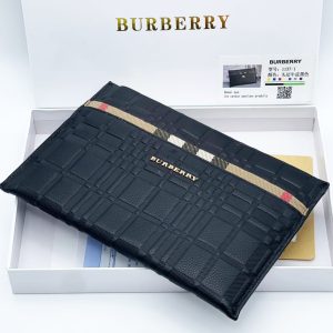 Клатч Burberry