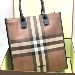 Сумка Burberry