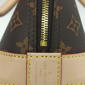 Сумки Louis Vuitton Alma PM