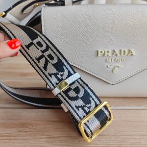 Сумка Prada Saffiano