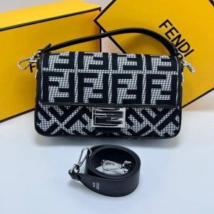 Сумка Fendi Baguette