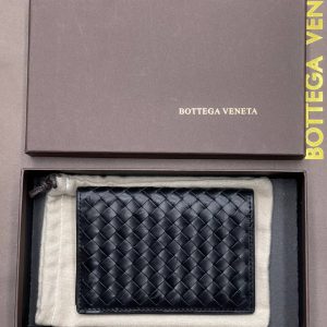 Обложка для паспорта Bottega Veneta