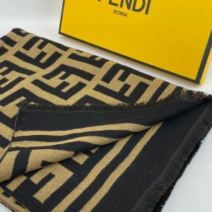 Шарф Fendi