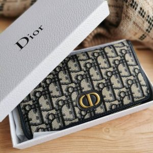 Кошелек Dior Caro Voyageur