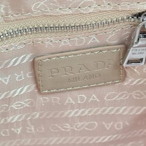 Сумка-тоут с эффектом меха Prada