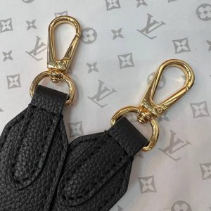 Сумка Louis Vuitton Lockme Tender