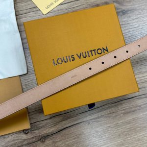 Ремень Louis Vuitton Initials