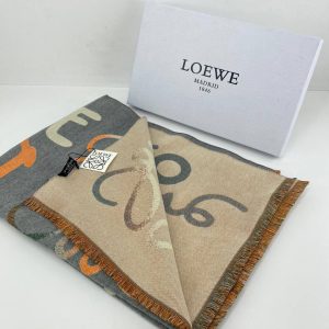 Шарф Loewe