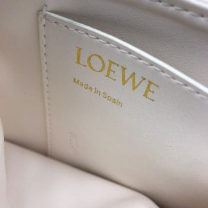 Сумка Loewe Goya