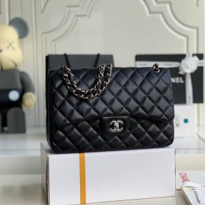 Сумка Chanel Classic