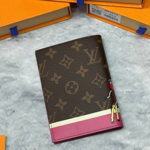 Обложка на паспорт Louis Vuitton