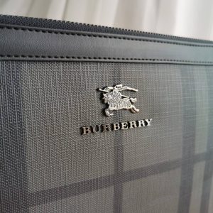 Клатч Burberry