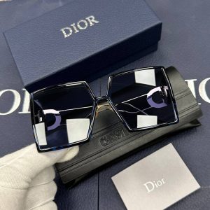 Солнцезащитные очки Dior