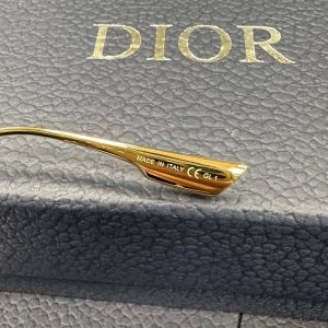 Солнцезащитные очки Dior