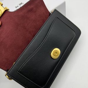 Сумка Coach Tabby Shoulder Bag 26