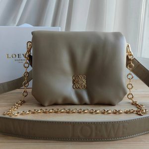 Сумка Loewe Goya