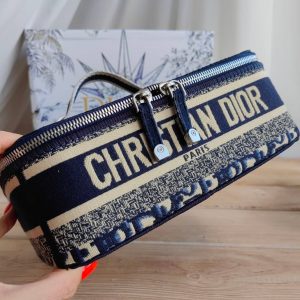 Косметичка дорожная Dior