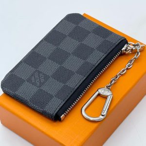 Ключница Louis Vuitton