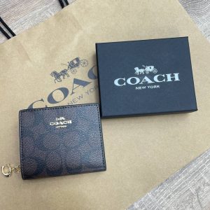 Кошелек Coach