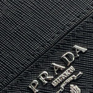 Кошелек Prada