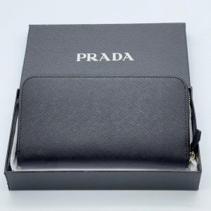 Кошелек Prada