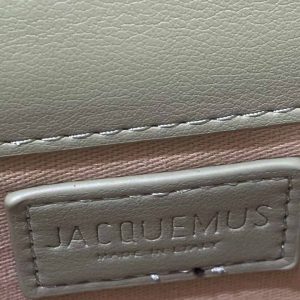 Сумка Jacquemus Le Grand Bambino