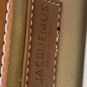 Сумка Jacquemus Le Grand Bambino