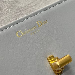 Сумка Dior 30 Montaigne Avenue