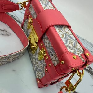 Сумка Louis Vuitton Petite Malle